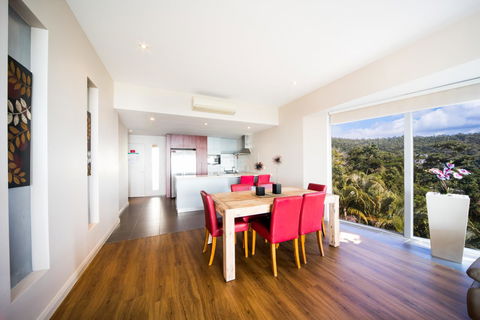 Whitsunday Reflections - Australian Directory 14