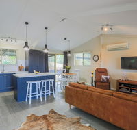 Bed  Breakfast 1 Bedroom Guest House - Australian Directory
