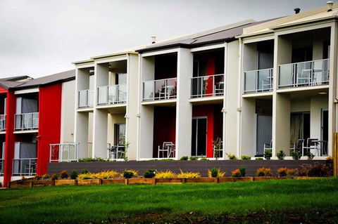 City Golf Club Motel - Australian Directory 11