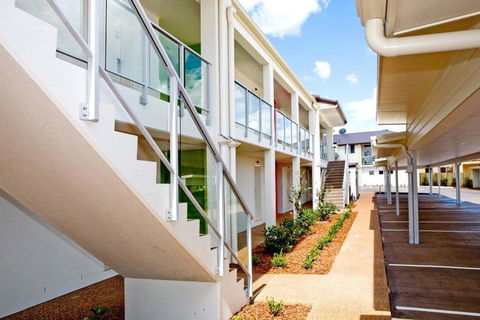 City Golf Club Motel - Australian Directory 14
