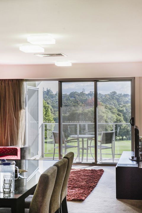 City Golf Club Motel - Australian Directory 24