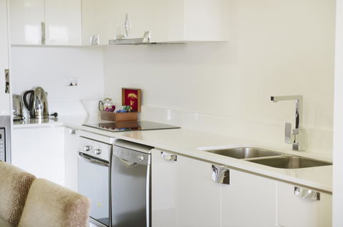 City Golf Club Motel - Australian Directory 37