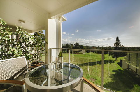 City Golf Club Motel - Australian Directory 25