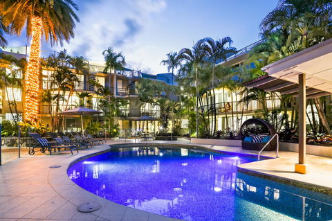 Noosa Tropicana - Australian Directory 6