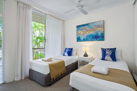 Noosa Tropicana - Australian Directory 14
