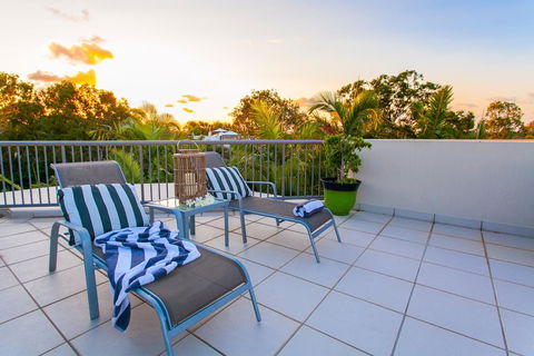 Noosa Tropicana - Australian Directory 20