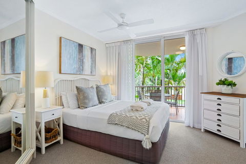 Noosa Tropicana - Australian Directory 15