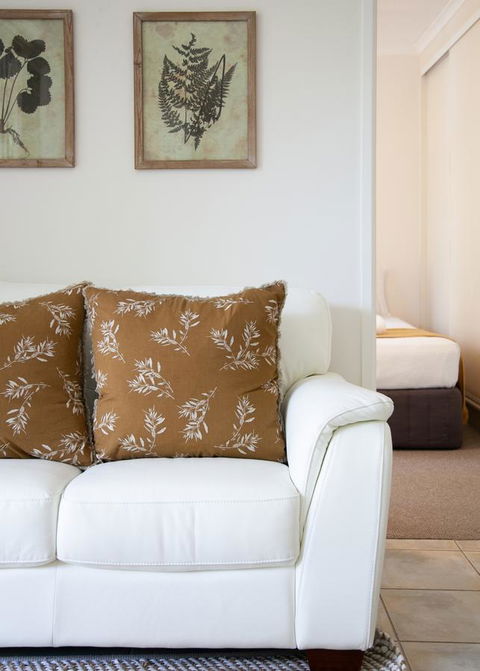 Noosa Tropicana - Australian Directory 8