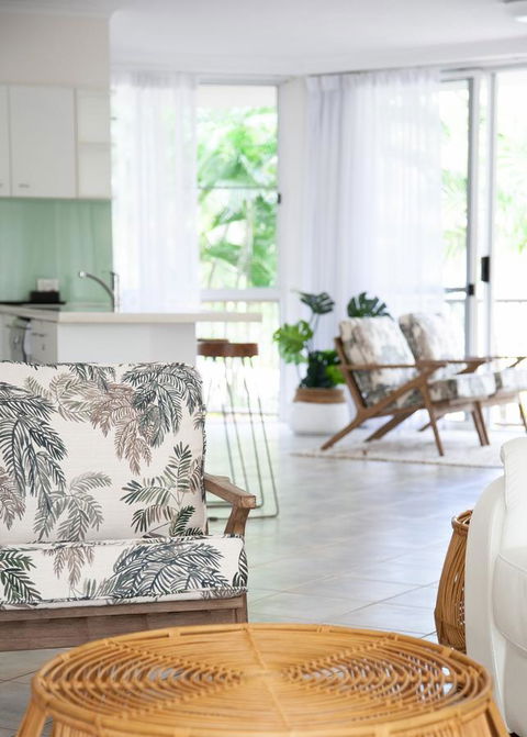 Noosa Tropicana - Australian Directory 17