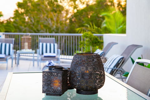 Noosa Tropicana - Australian Directory 3