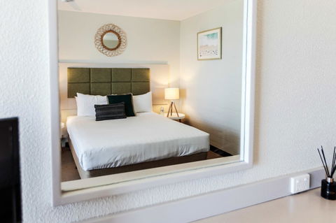 Greenmount Beach House - Australian Directory 7