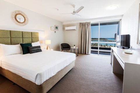 Greenmount Beach House - Australian Directory 11