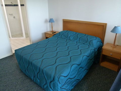 Madison Ocean Breeze Apartments - Australian Directory 31