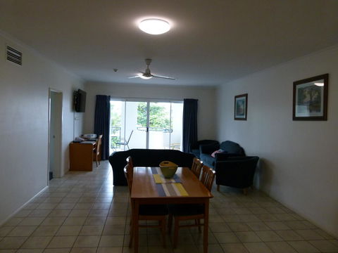 Madison Ocean Breeze Apartments - Australian Directory 26