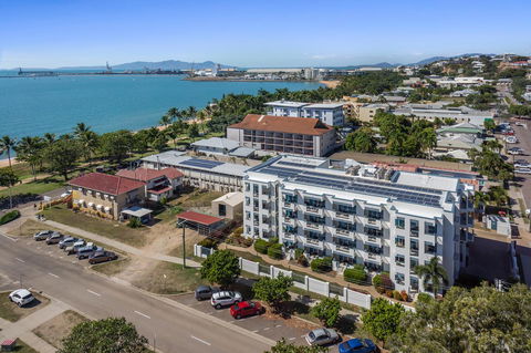 Madison Ocean Breeze Apartments - Australian Directory 3
