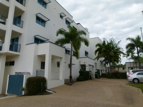 Madison Ocean Breeze Apartments - Australian Directory 8