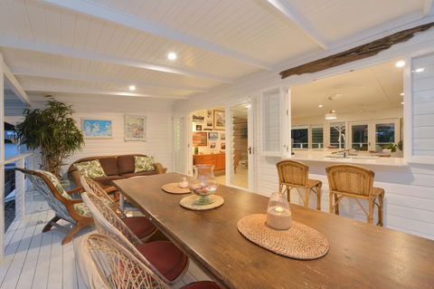 Jamaica Beach House - Australian Directory 36