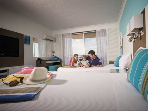 Sea World Resort - Australian Directory 3