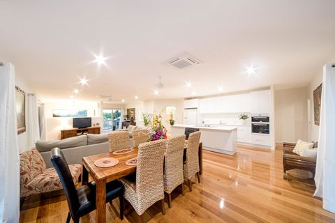 Whitsunday Luxury Homes - Australian Directory 4
