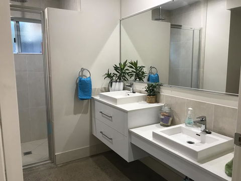 Whitsunday Luxury Homes - Australian Directory 13
