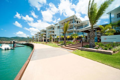 The Boathouse Apartments - Australian Directory 25