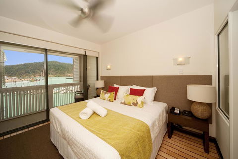 The Boathouse Apartments - Australian Directory 9