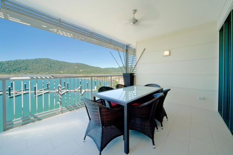 The Boathouse Apartments - Australian Directory 30