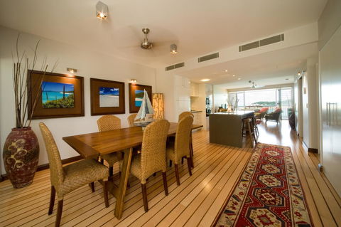 The Boathouse Apartments - Australian Directory 7