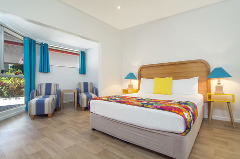 Port Douglas Motel - Australian Directory 34