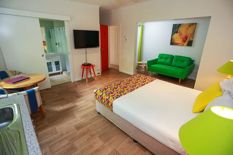 Port Douglas Motel - Australian Directory 14