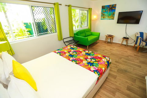 Port Douglas Motel - Australian Directory 9