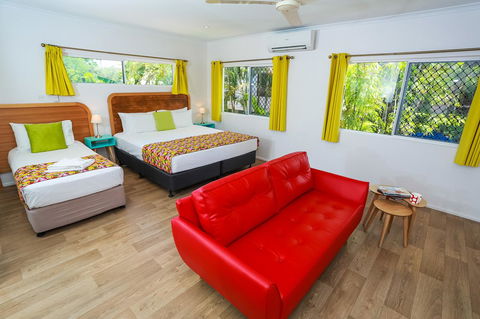 Port Douglas Motel - Australian Directory 8