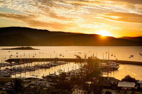 Sunlit Waters Studio Apartments - Australian Directory 0