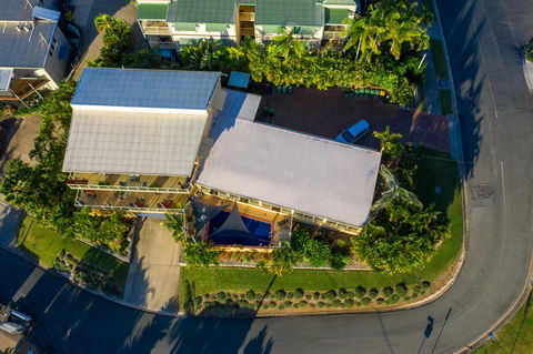 Sunlit Waters Studio Apartments - Australian Directory 5