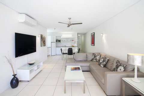 Maison Noosa - Australian Directory 20