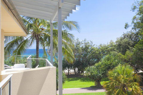 Maison Noosa - Australian Directory 23