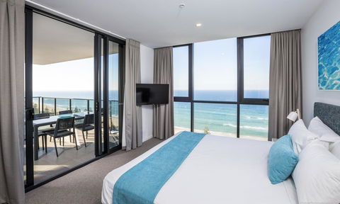 Boardwalk Burleigh Beach - Official - Australian Directory 4