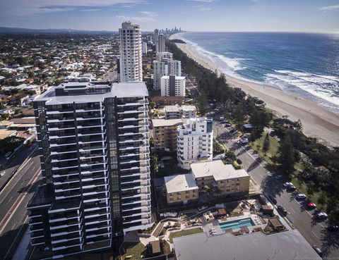 Boardwalk Burleigh Beach - Official - Australian Directory 41