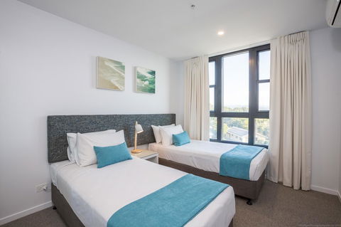 Boardwalk Burleigh Beach - Official - Australian Directory 40