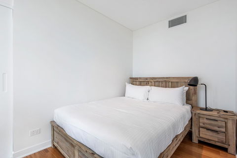 Brisbane Skytower By CLLIX - Australian Directory 31