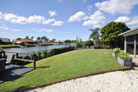 Bribie Island Canal Holiday Destination! - Australian Directory 13
