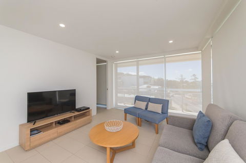 Salt Yeppoon - Australian Directory 32