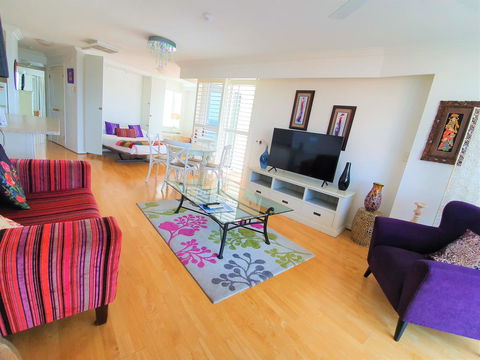 Broadbeach Holiday Apartments - Australian Directory 24