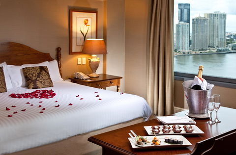 Stamford Plaza Brisbane - Australian Directory 31