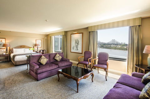 Stamford Plaza Brisbane - Australian Directory 21