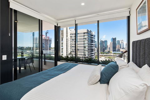 Ivy And Eve Apartments By CLLIX - Australian Directory 36