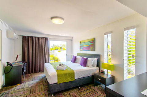 Mackay Oceanside Central Hotel Official - Australian Directory 2