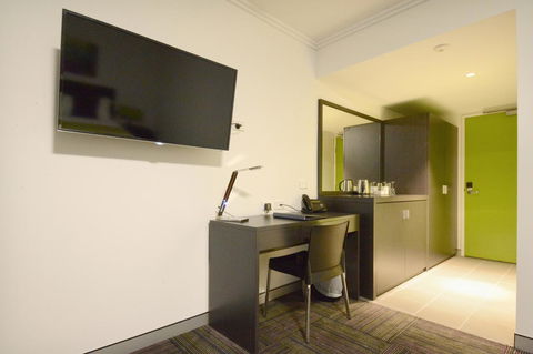 Mackay Oceanside Central Hotel Official - Australian Directory 28