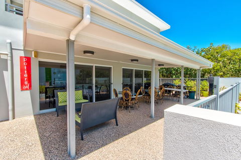 Mackay Oceanside Central Hotel Official - Australian Directory 16