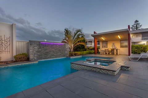 Platinum International - Australian Directory 24